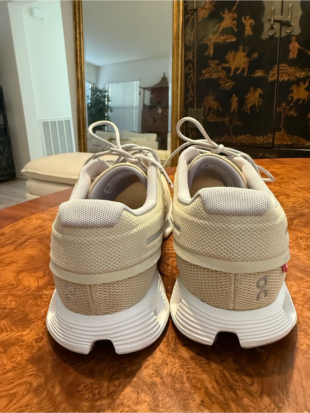 On Cloud 5 Running Shoes Women's Haze Sand Athletic Sneakers EU 42 US 10 - Picture 3 of 9